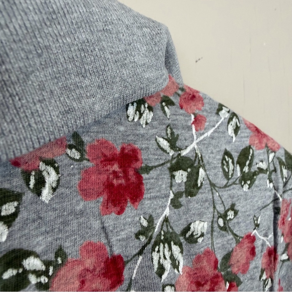 Woman Within Polo Top 4X 2X 26/28 Short Sleeve Casual Shirt Gray Floral Printed - Picture 6 of 10